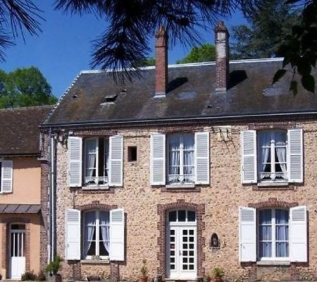 Ferme Du Chateau Bailleau-l'Eveque Esterno foto